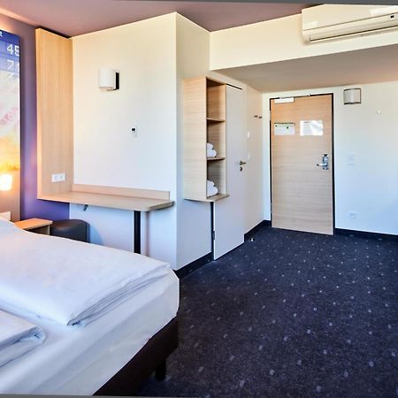 B&B Hotel Frankfurt-Airport Frankfurt am Main Ngoại thất bức ảnh