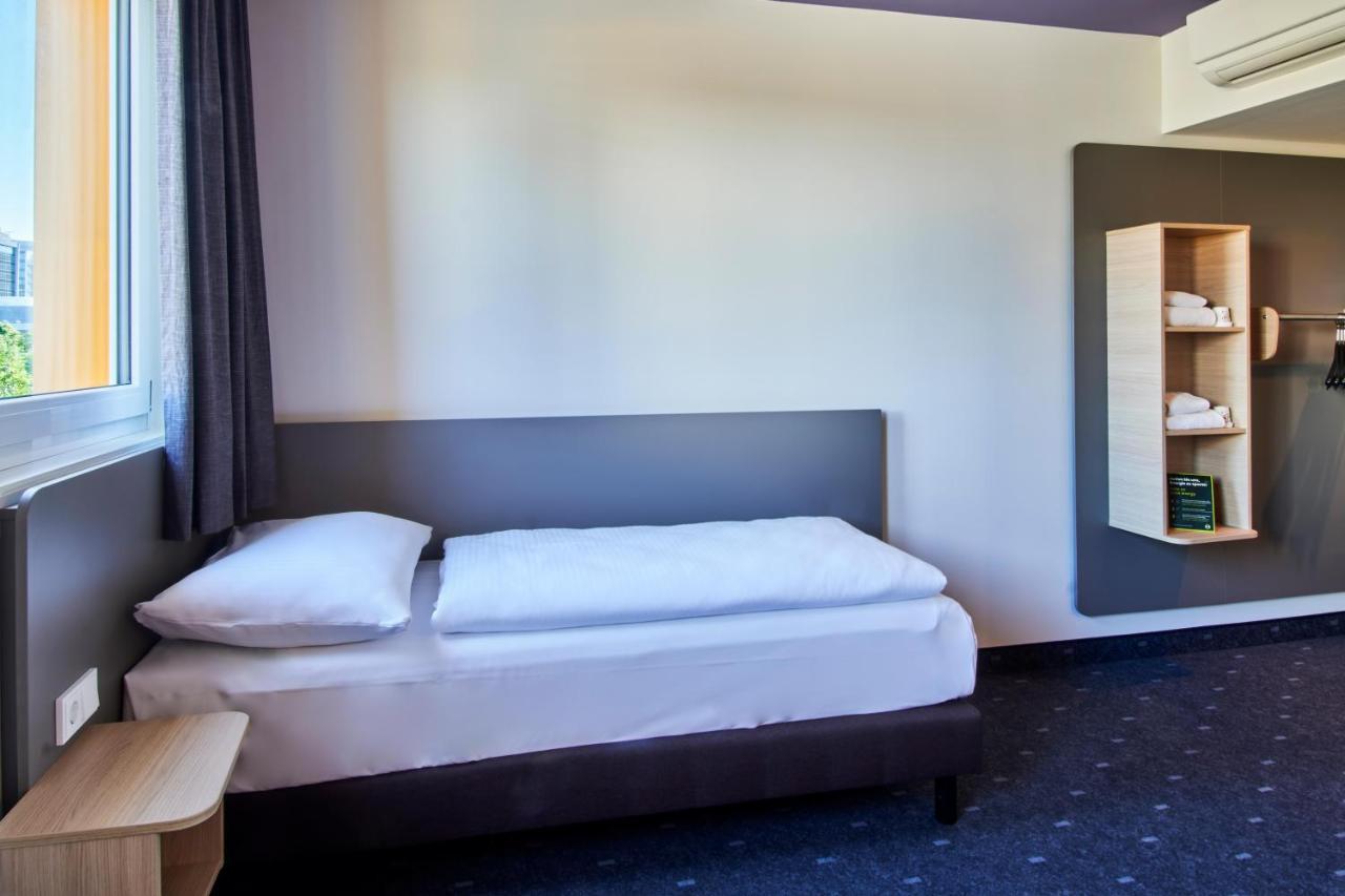 B&B Hotel Frankfurt-Airport Frankfurt am Main Ngoại thất bức ảnh