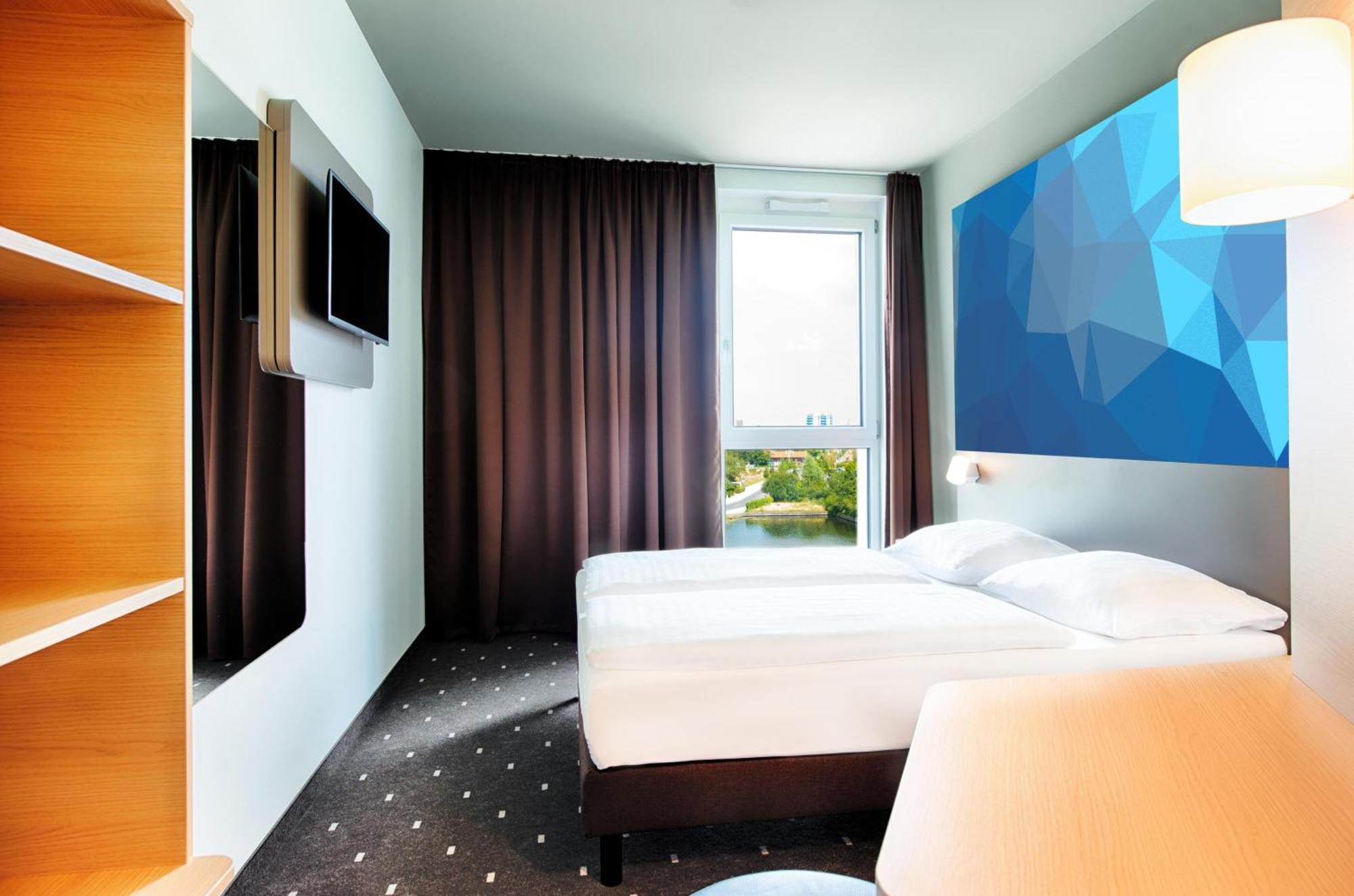 B&B Hotel Frankfurt-Airport Frankfurt am Main Ngoại thất bức ảnh